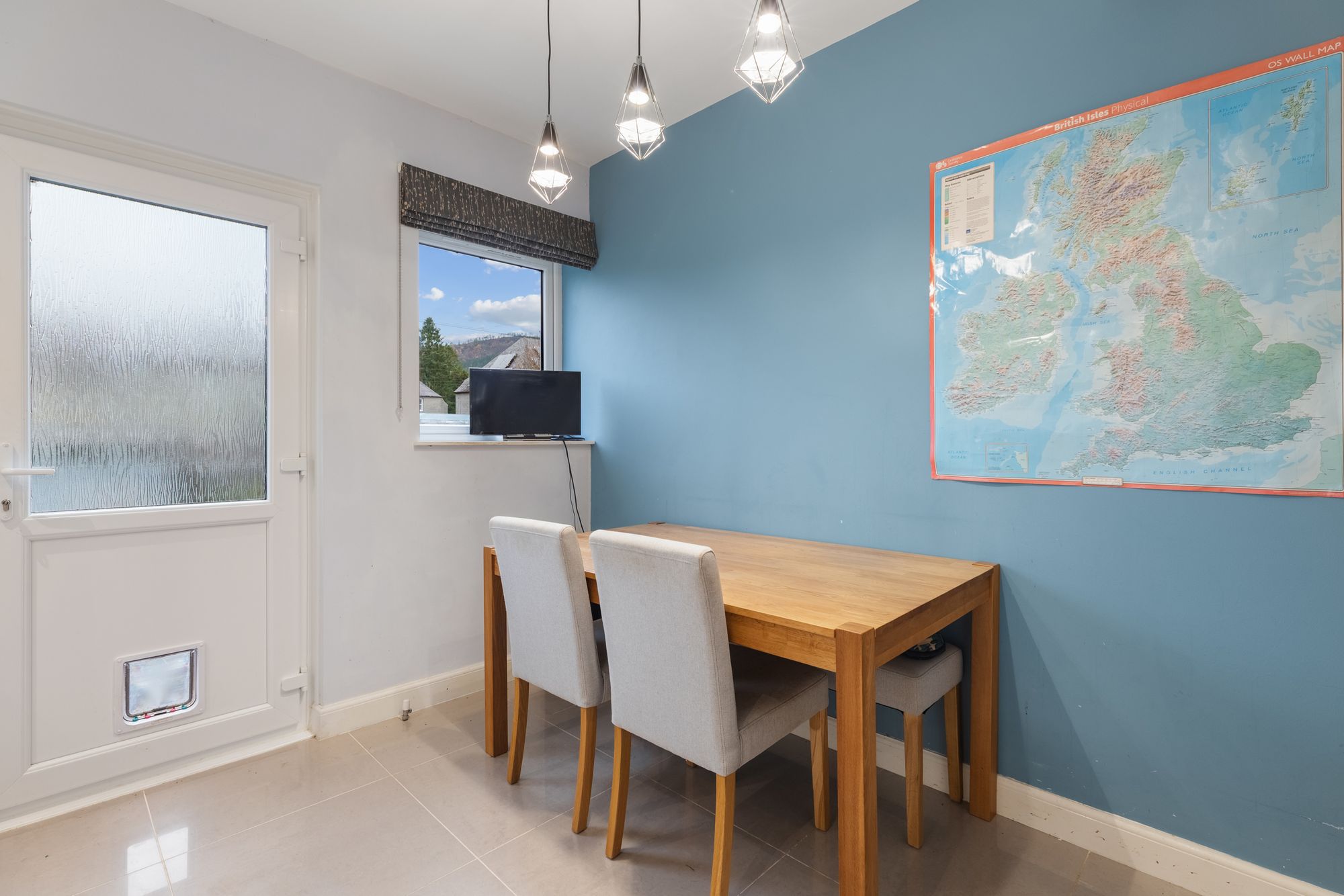 4 bed mid-terraced house for sale in Camp Place, Callander, FK17 6