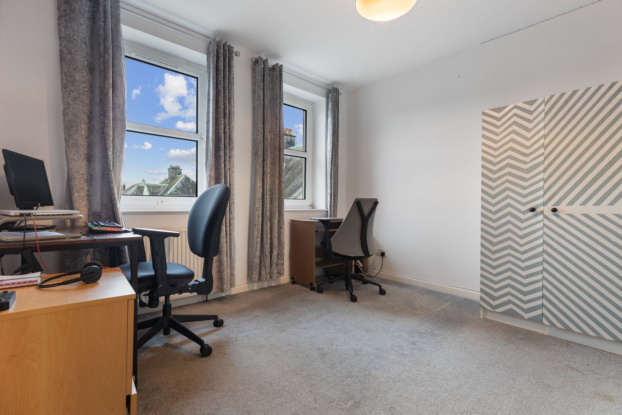 4 bed mid-terraced house for sale in Camp Place, Callander, FK17 15