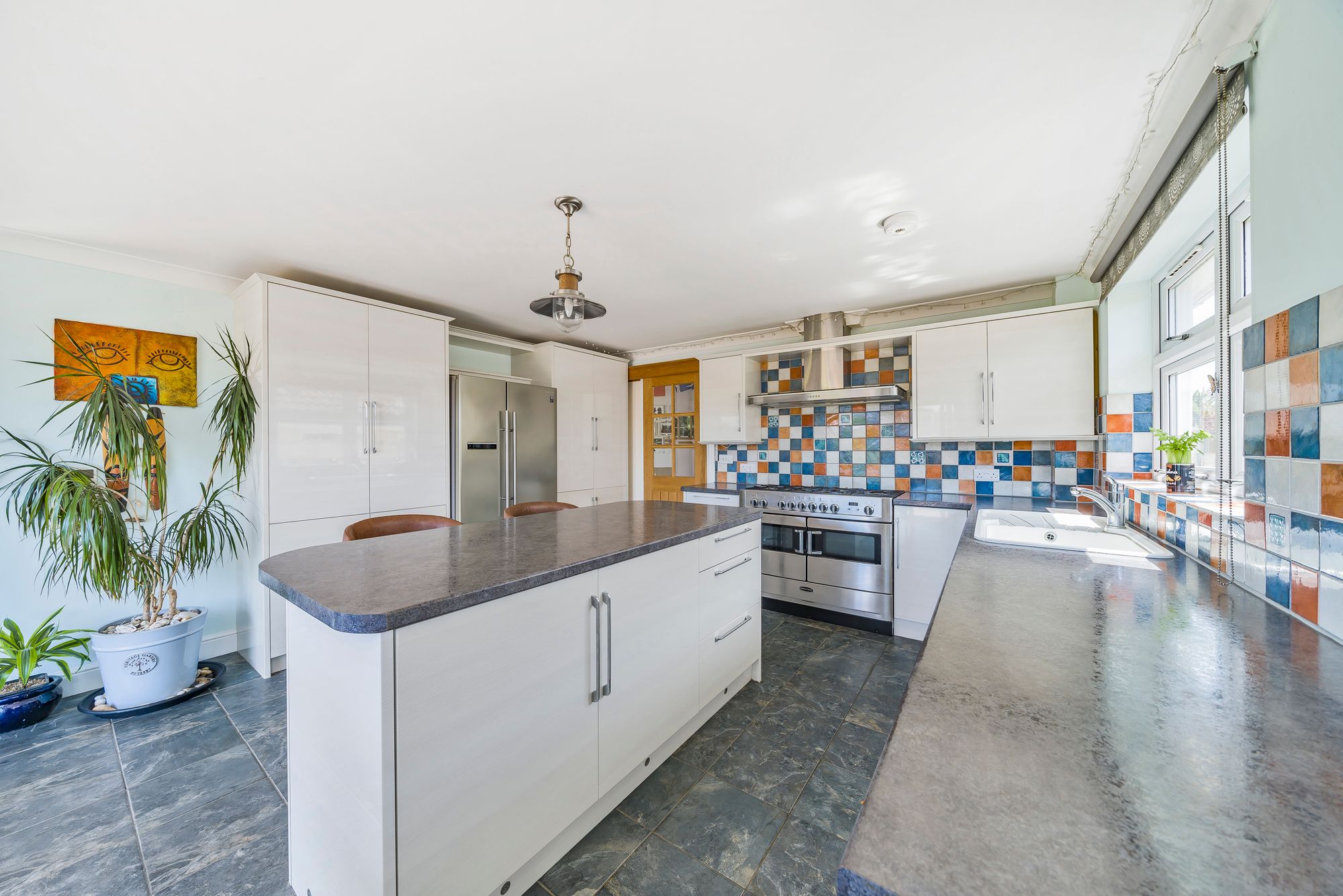 3 bed bungalow for sale in Harbour Road, Bognor Regis  - Property Image 3