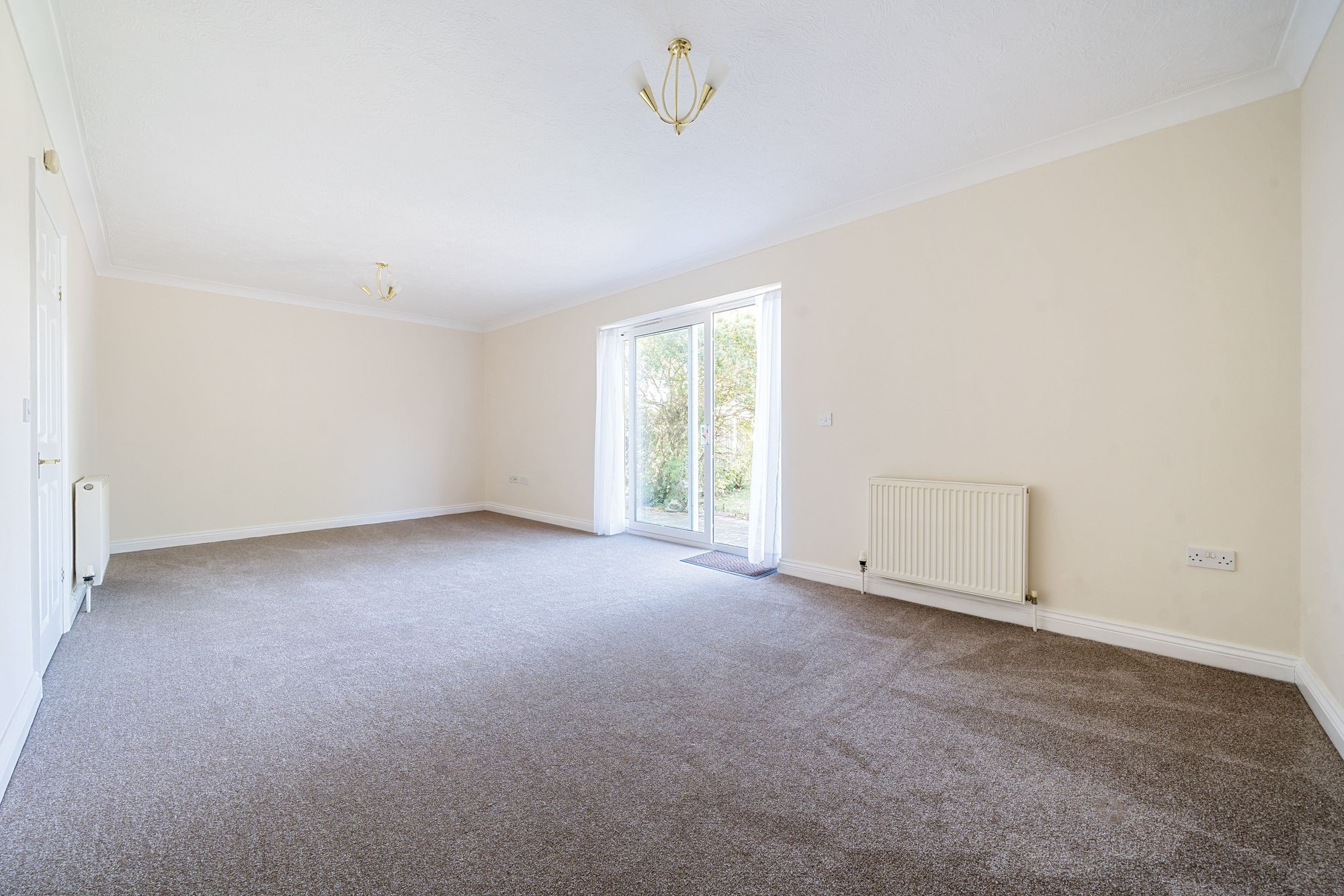 3 bed bungalow for sale in Greenlea Avenue, Bognor Regis  - Property Image 4