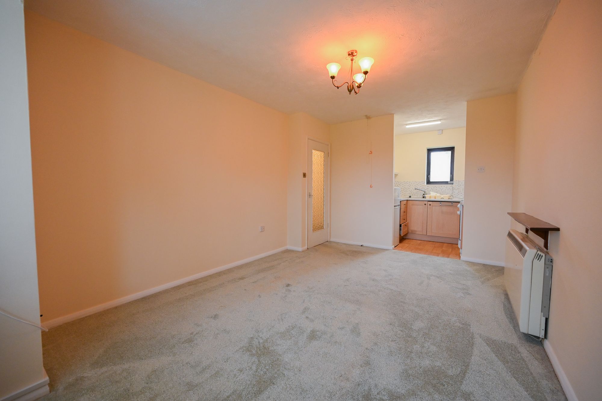 1 bed bungalow for sale in Pagham Road, Bognor Regis  - Property Image 3