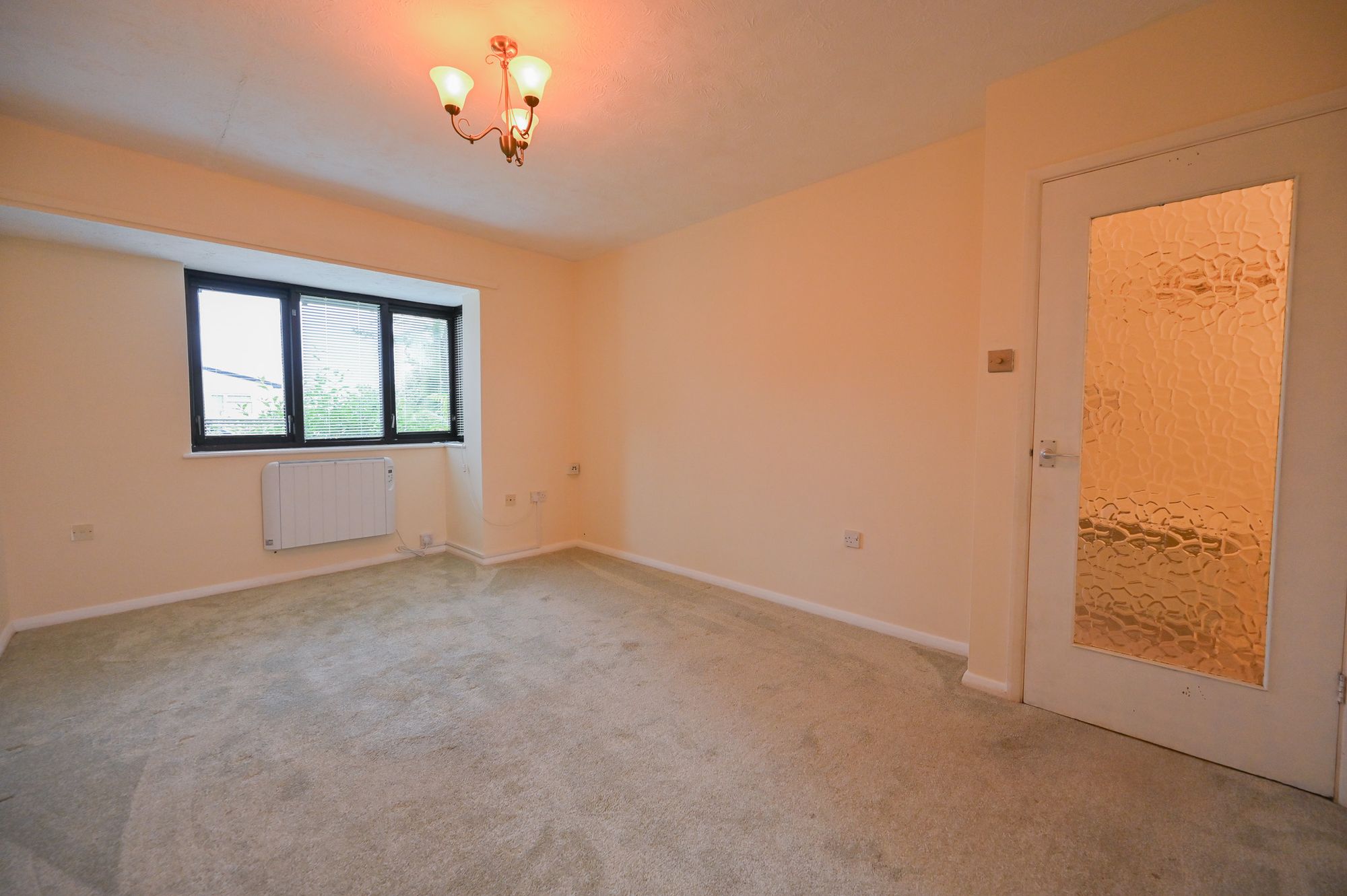 1 bed bungalow for sale in Pagham Road, Bognor Regis  - Property Image 4