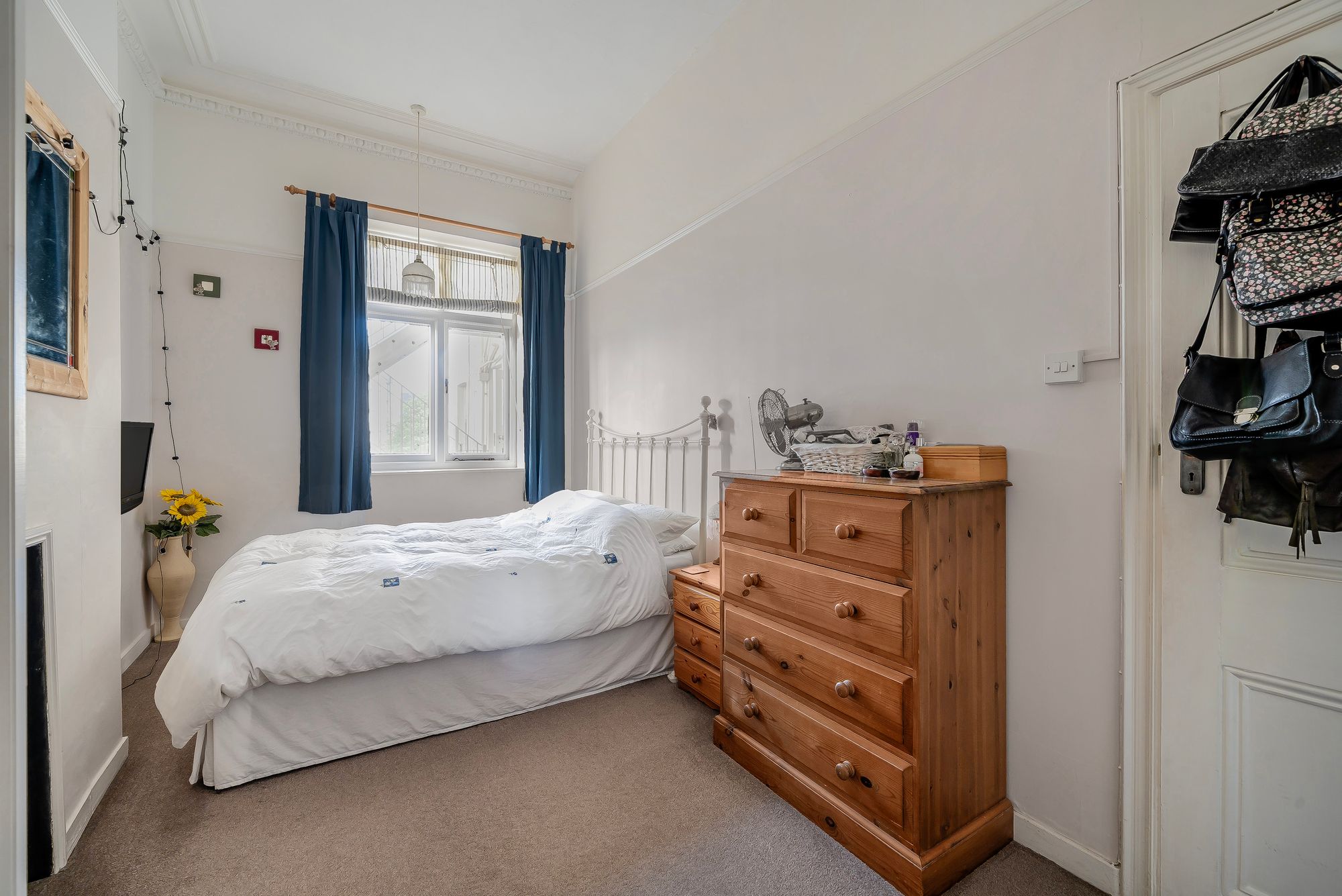 1 bed for sale in Park Terrace, Bognor Regis  - Property Image 7