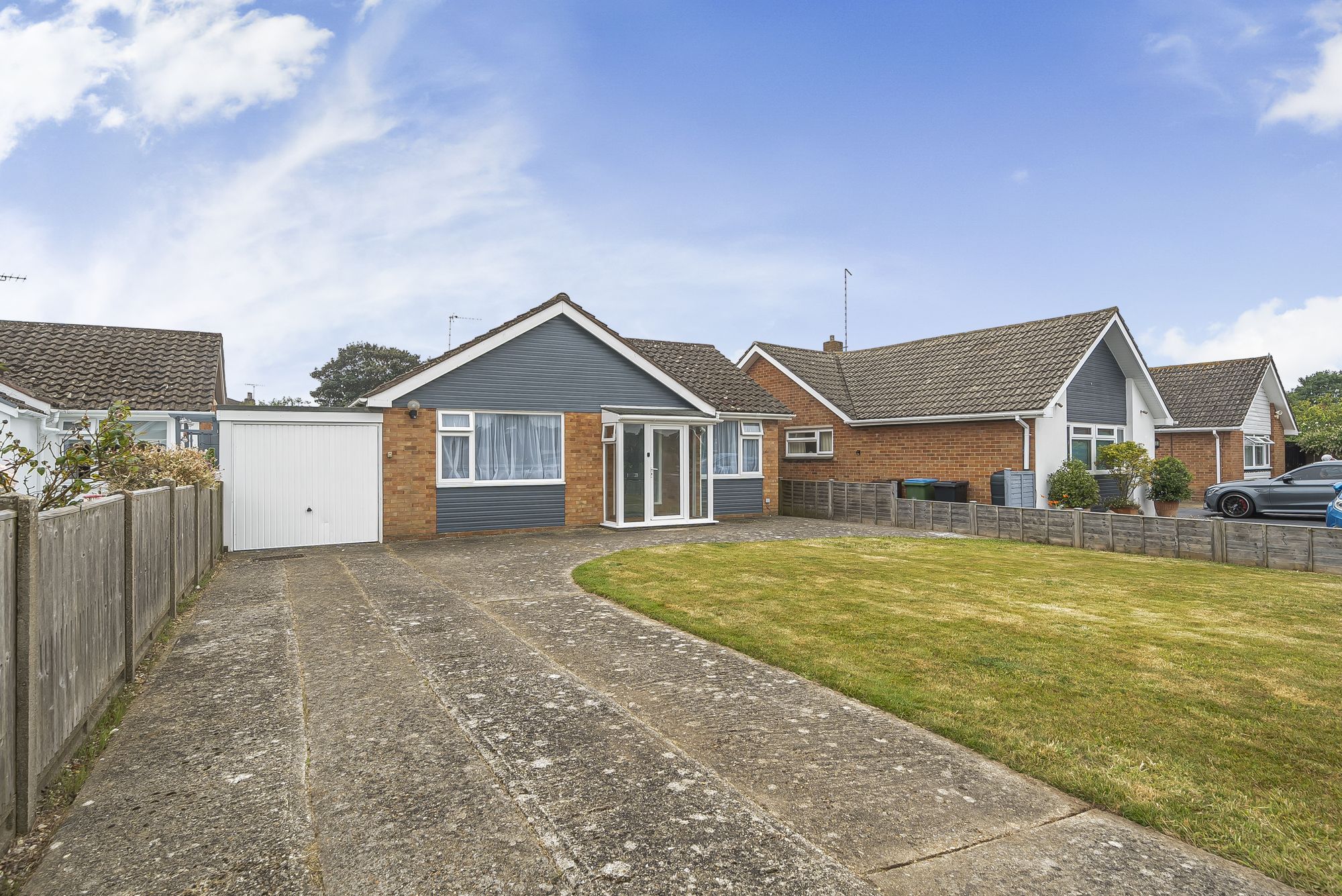 2 bed bungalow for sale in St. Thomas Drive, Bognor Regis  - Property Image 20