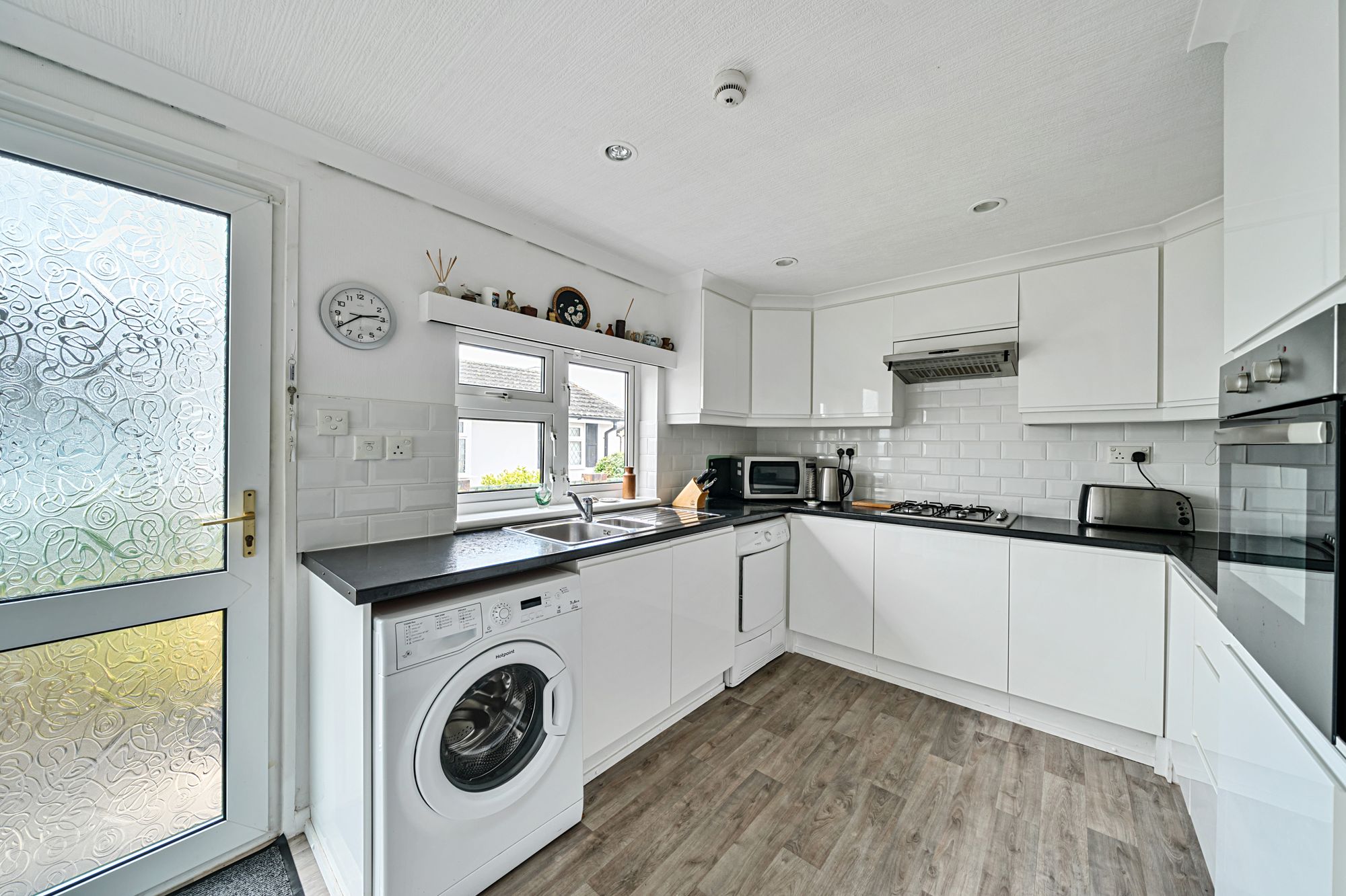 2 bed for sale in Barley Close, Bognor Regis  - Property Image 3