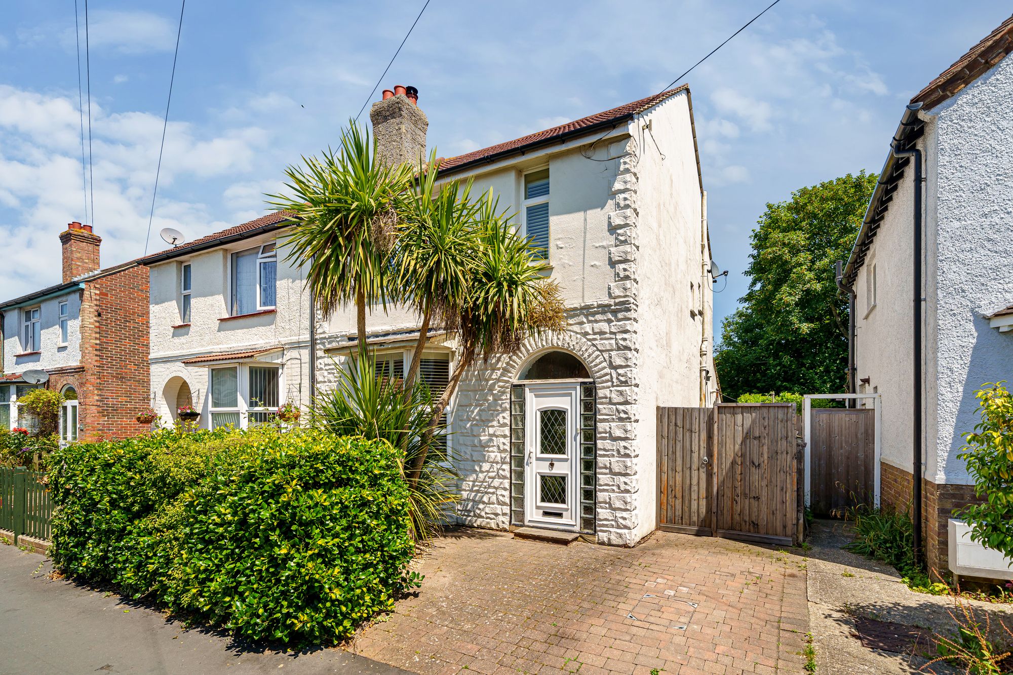 3 bed house for sale in Linden Road, Bognor Regis  - Property Image 1