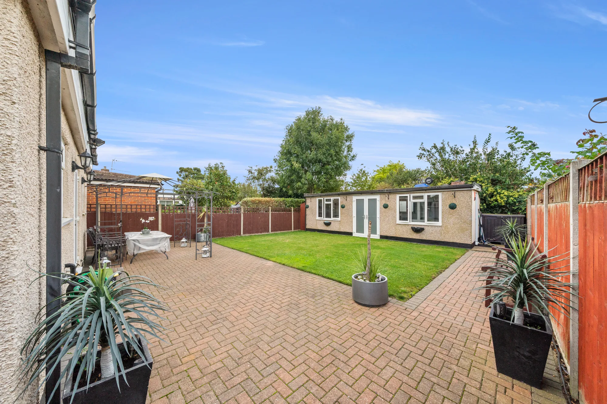 3 bed detached bungalow for sale in The Drive, Ashford  - Property Image 22