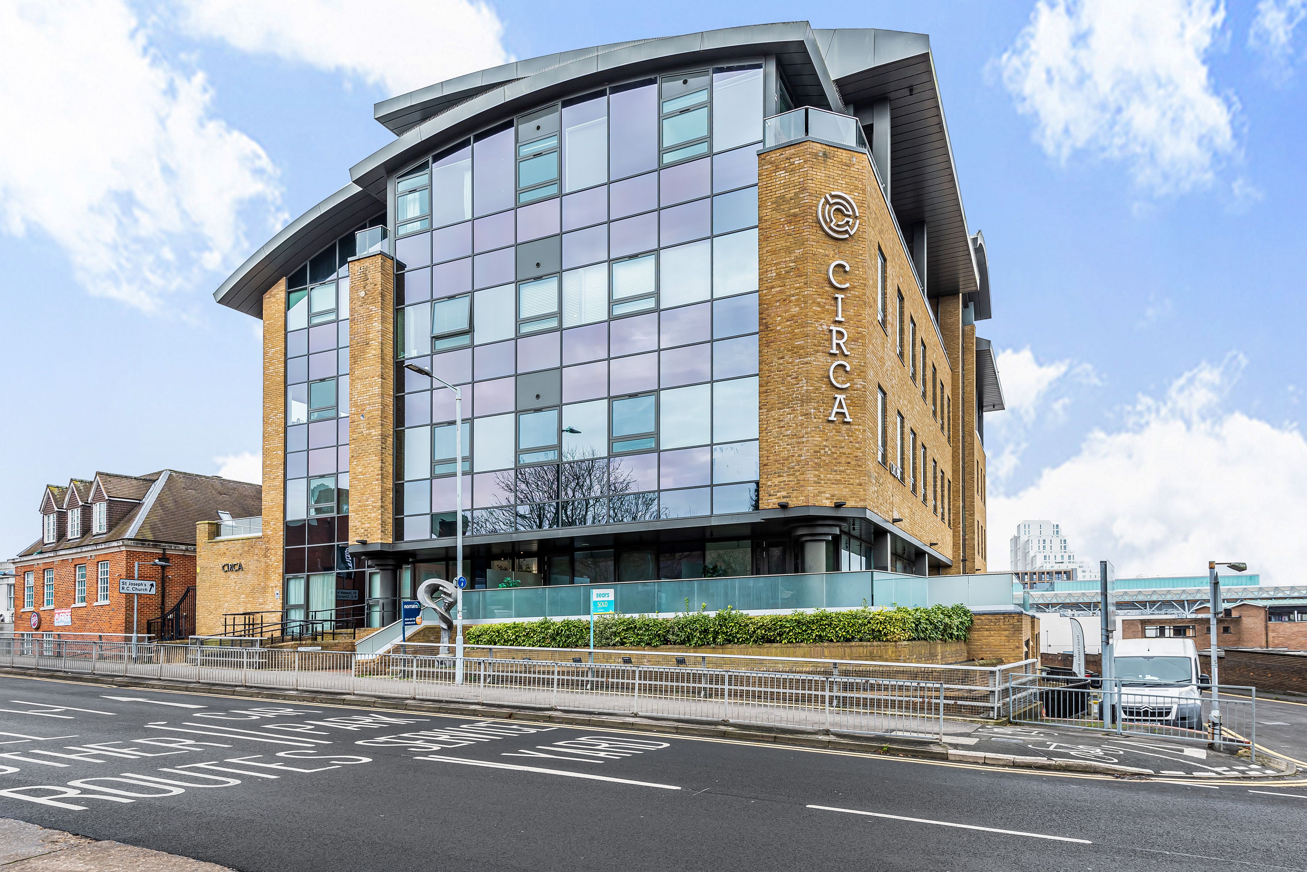 1 bed flat for sale in The Ring, Bracknell, RG12