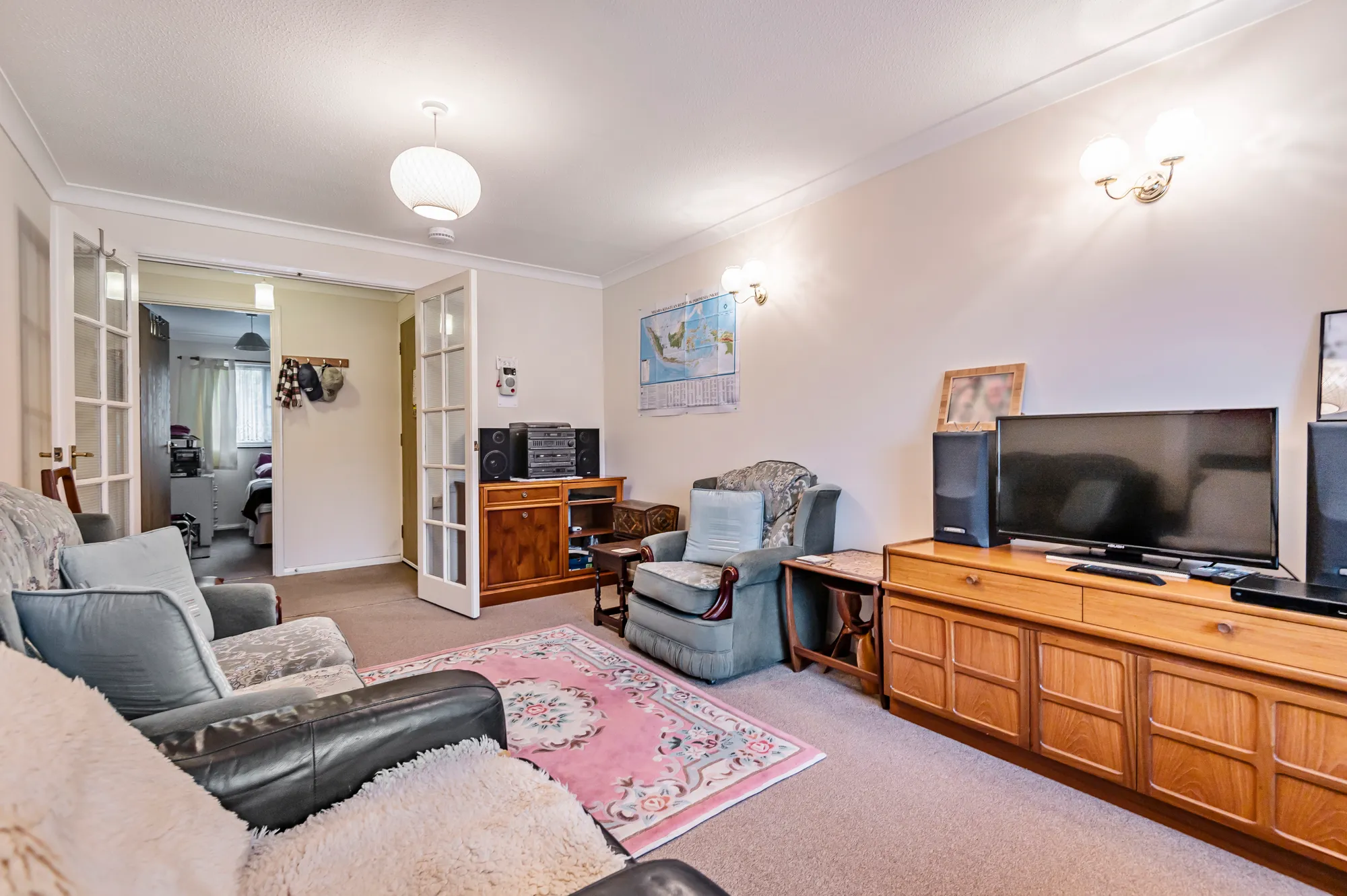 2 bed apartment for sale in Berryscroft Road, Staines-Upon-Thames  - Property Image 5