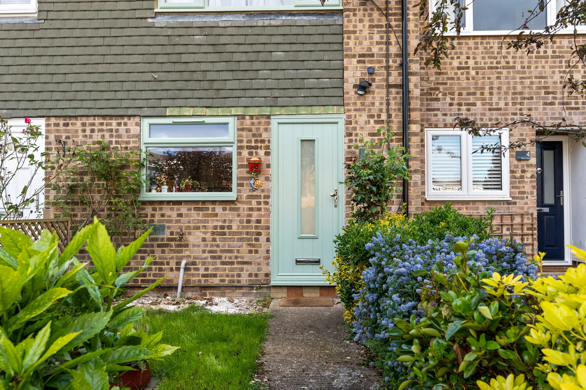 2 bed mid-terraced house for sale in Peket Close, Staines-Upon-Thames  - Property Image 17