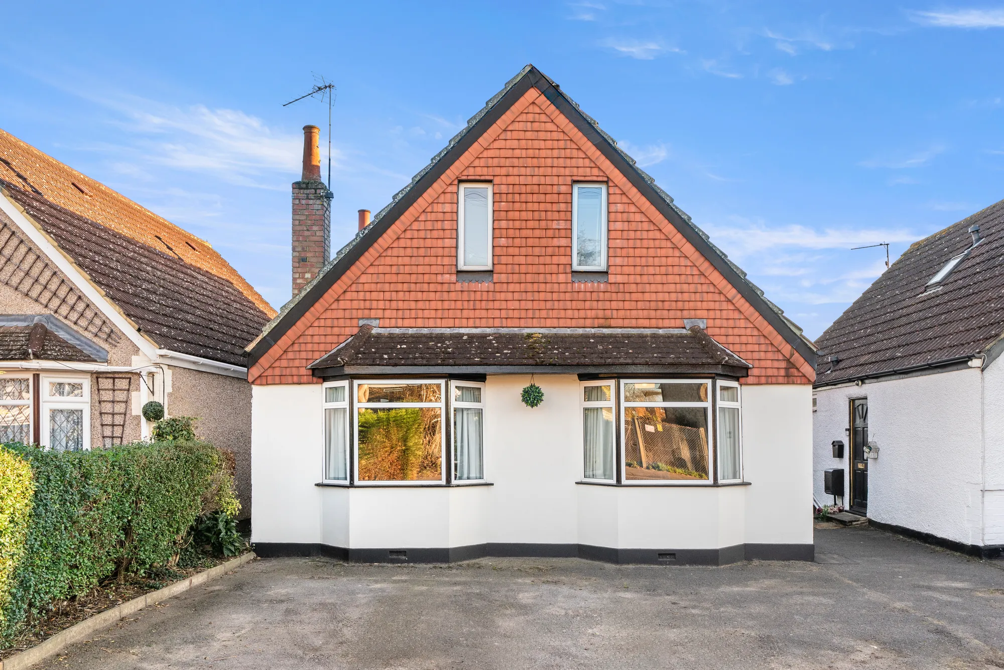 3 bed detached bungalow for sale in Feltham Road, Ashford 0