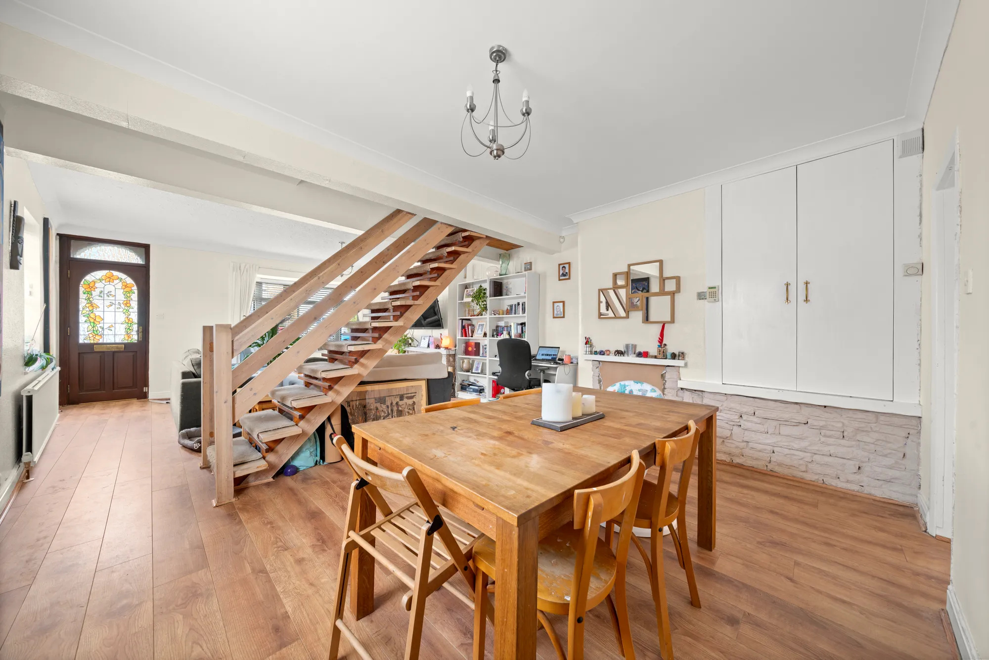 4 bed end of terrace house for sale in Chestnut Grove, Staines-Upon-Thames 7