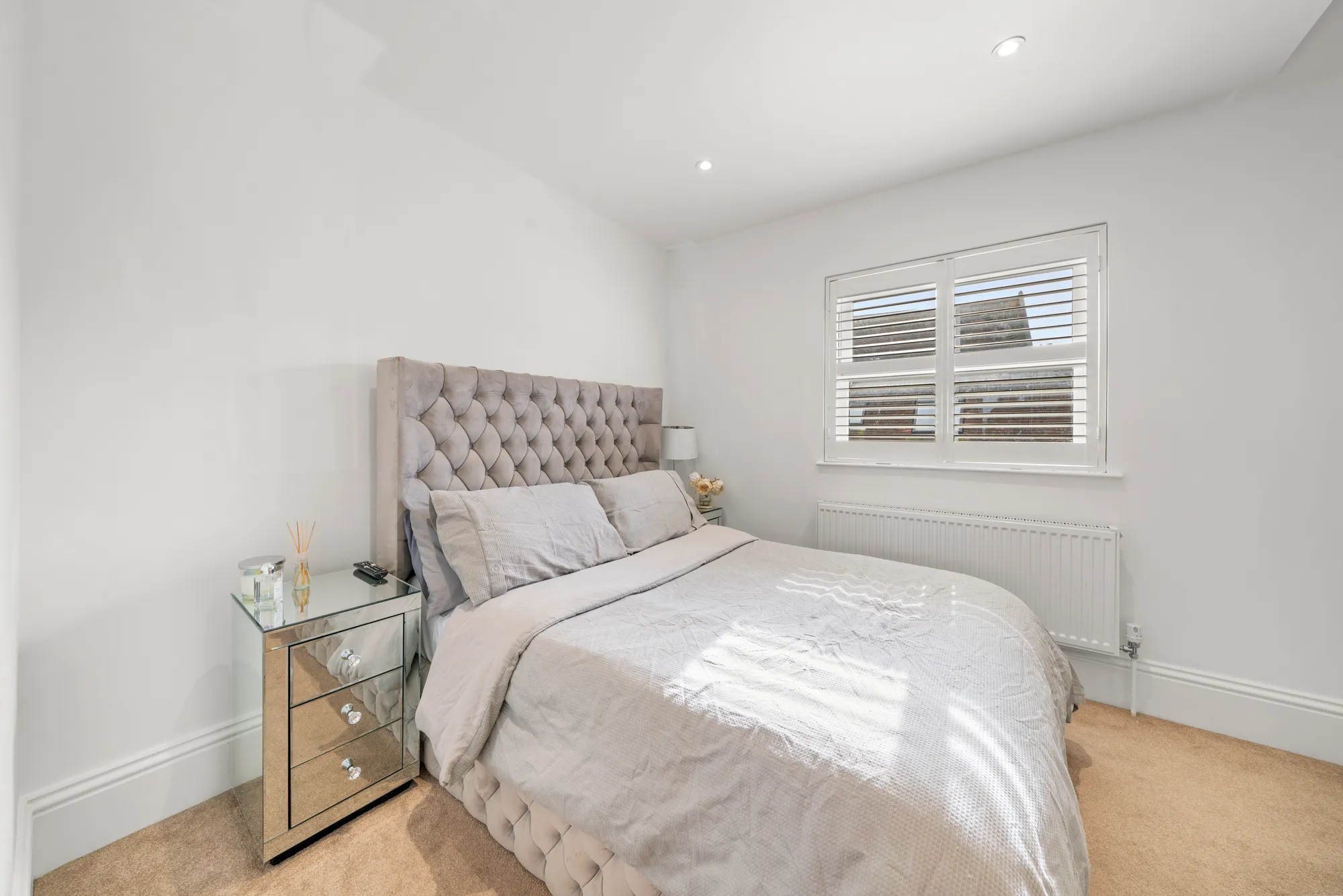 2 bed mid-terraced house for sale in Arthur Road, Windsor 7