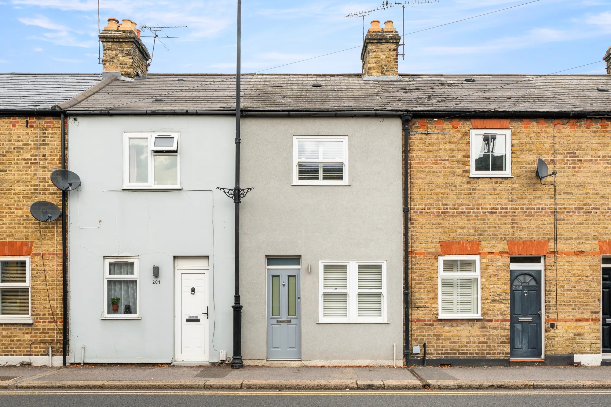 2 bed mid-terraced house for sale in Arthur Road, Windsor 13