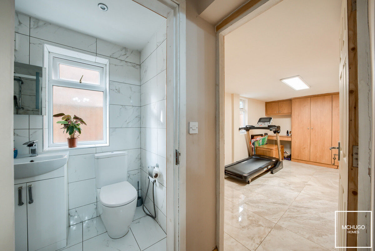 4 bed detached house for sale in Kesteven Close, Edgbaston, B15 2UT  - Property Image 10