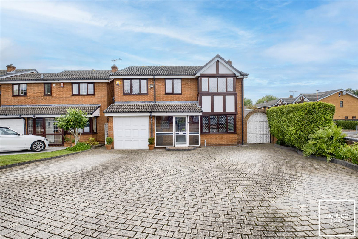 5 bed detached house for sale in Statham Drive, Edgbaston  - Property Image 1