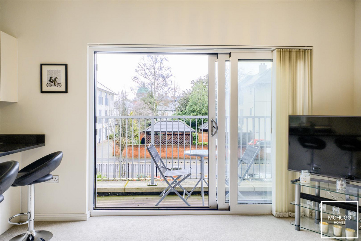 2 bed flat for sale in Highfield Road, Birmingham  - Property Image 6