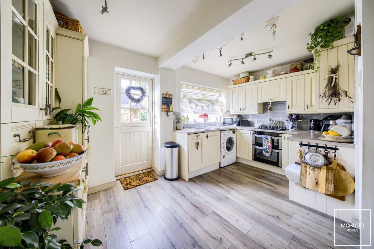 3 bed semi-detached house for sale in Conway Avenue, Oldbury  - Property Image 5