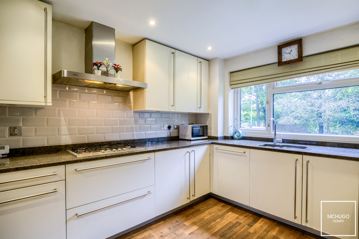 3 bed terraced house for sale in Berrow Drive, Birmingham  - Property Image 2