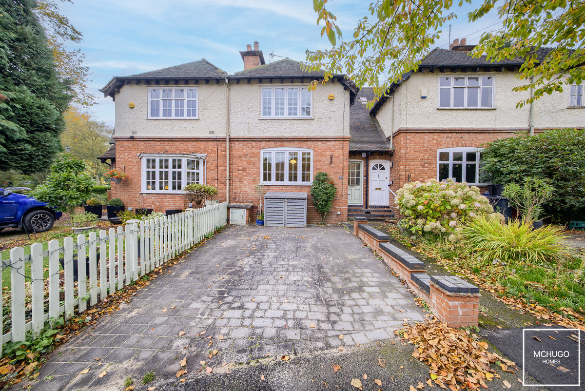 3 bed terraced house for sale in The Circle, Birmingham  - Property Image 1