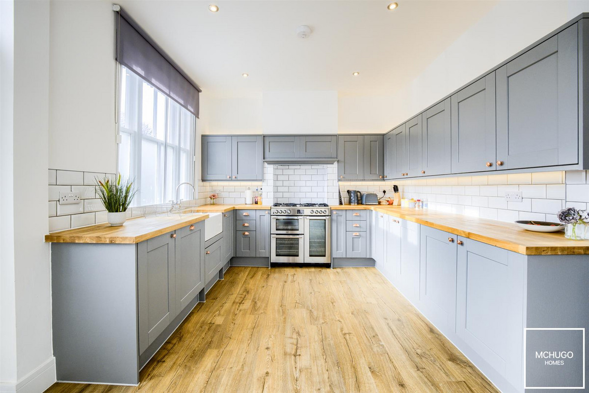 4 bed town house for sale in North Road, Birmingham  - Property Image 2