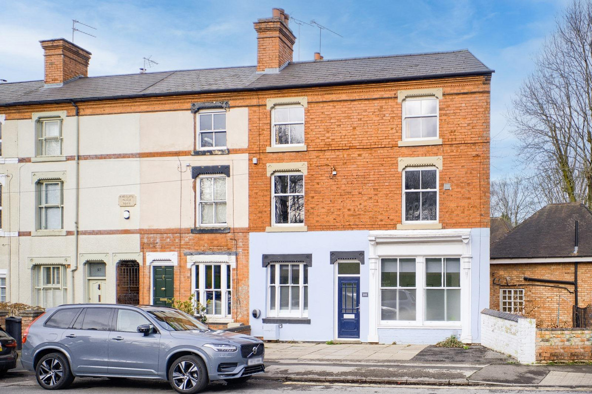 4 bed town house for sale in North Road, Birmingham, B17
