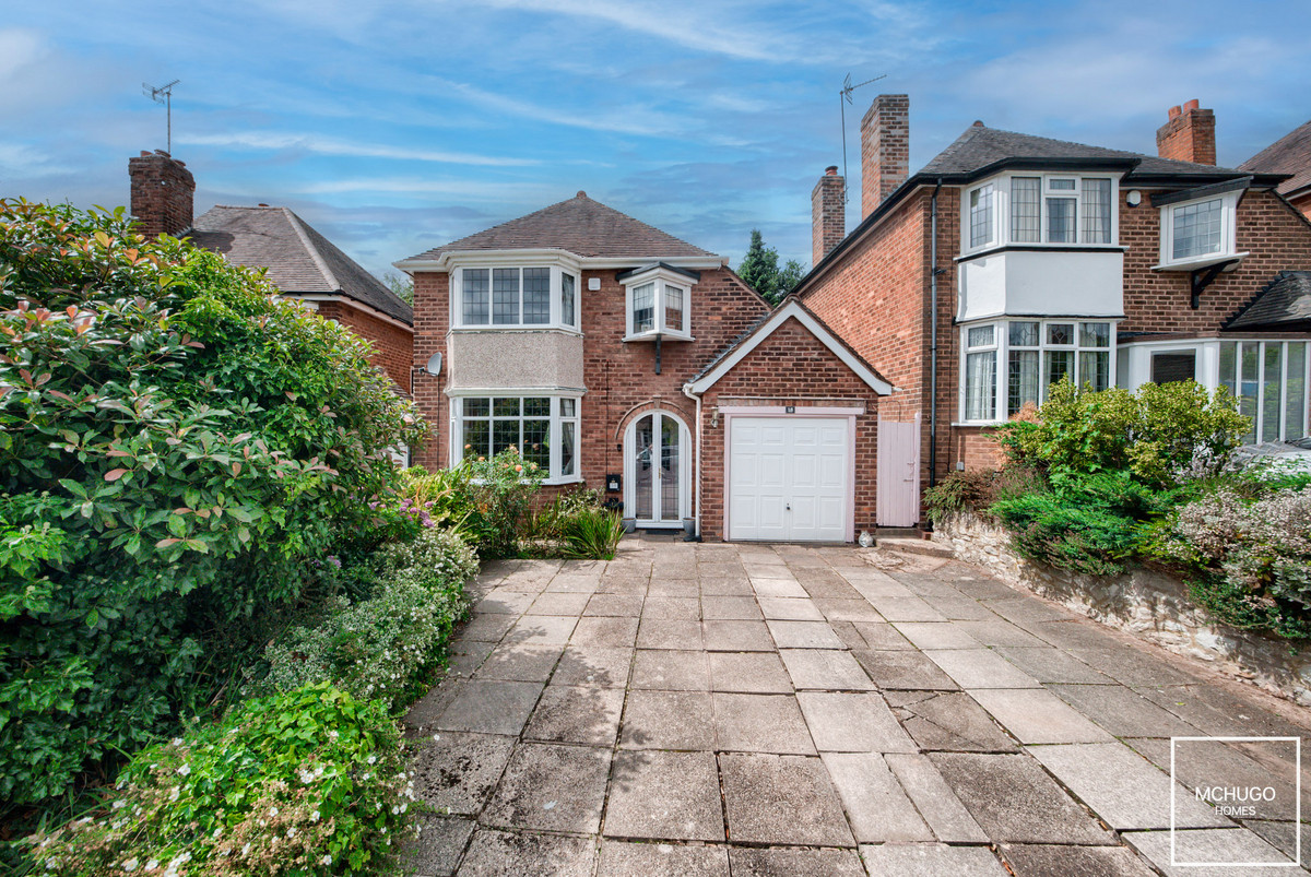 3 bed detached house for sale in Wyckham Close, Birmingham  - Property Image 1