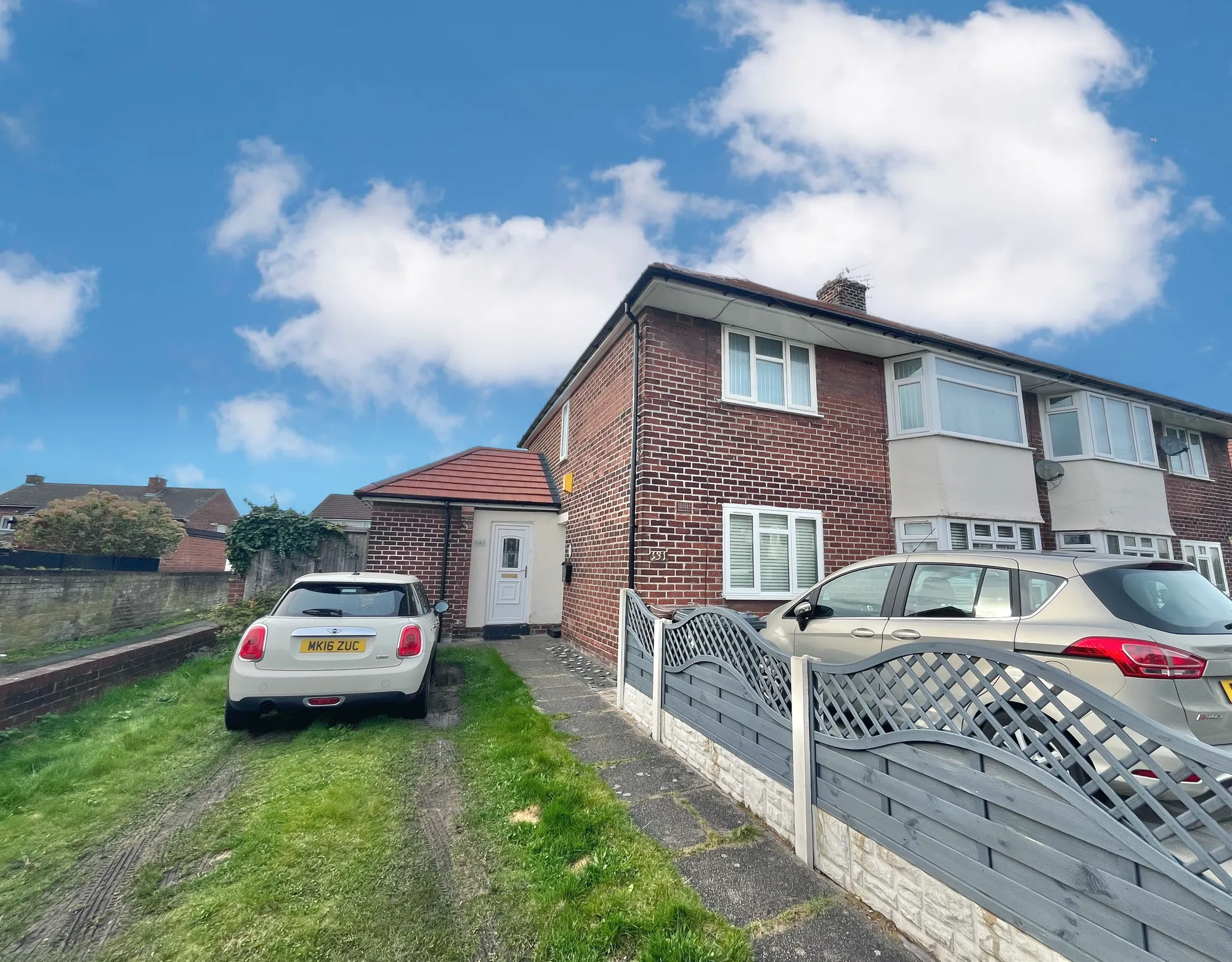 Attractive two-bedroom first-floor apartment in Maghull with open-plan living, kitchen, double bedrooms, and private lawn garden. Ideal for buy-to-let or first-time buyers. Gas central heating, double glazing, and own driveway. No chain. Enjoy serene living in a vibrant community!