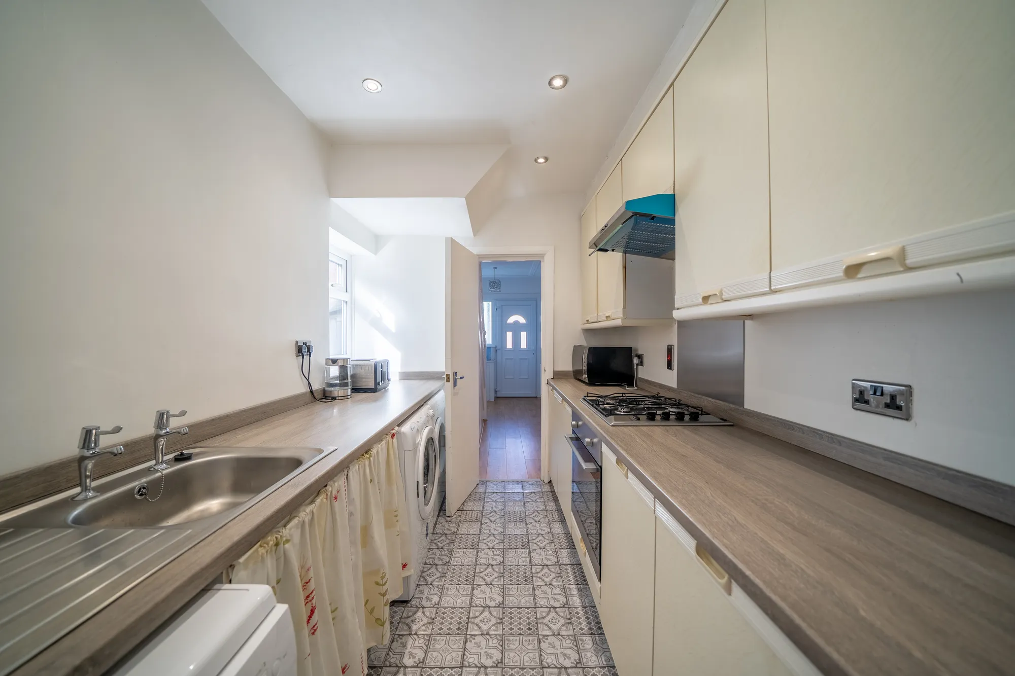 4 bed semi-detached house for sale in Riverslea Road, Liverpool  - Property Image 7