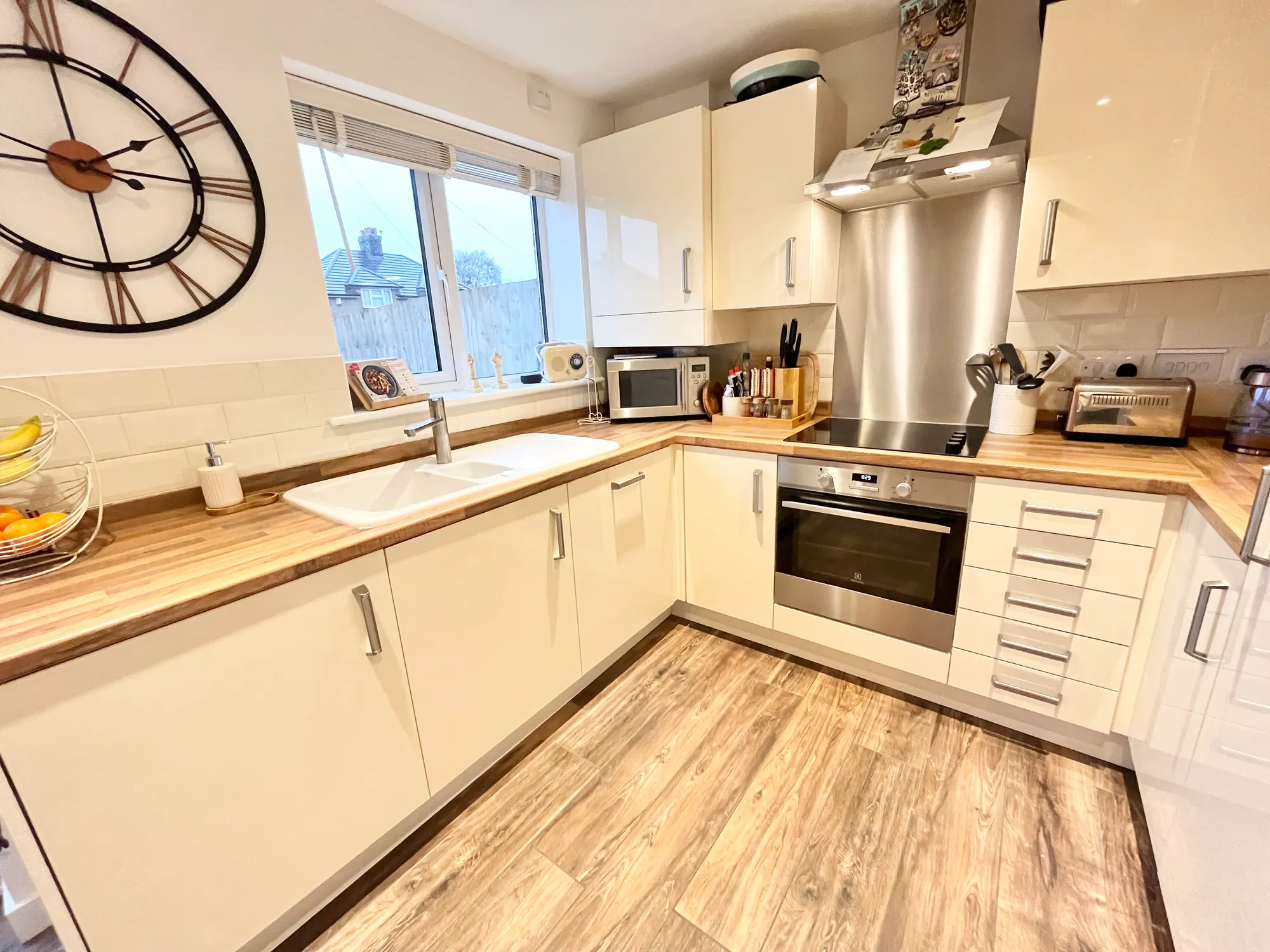 3 bed semi-detached house for sale in Swallow Crescent, Liverpool  - Property Image 9