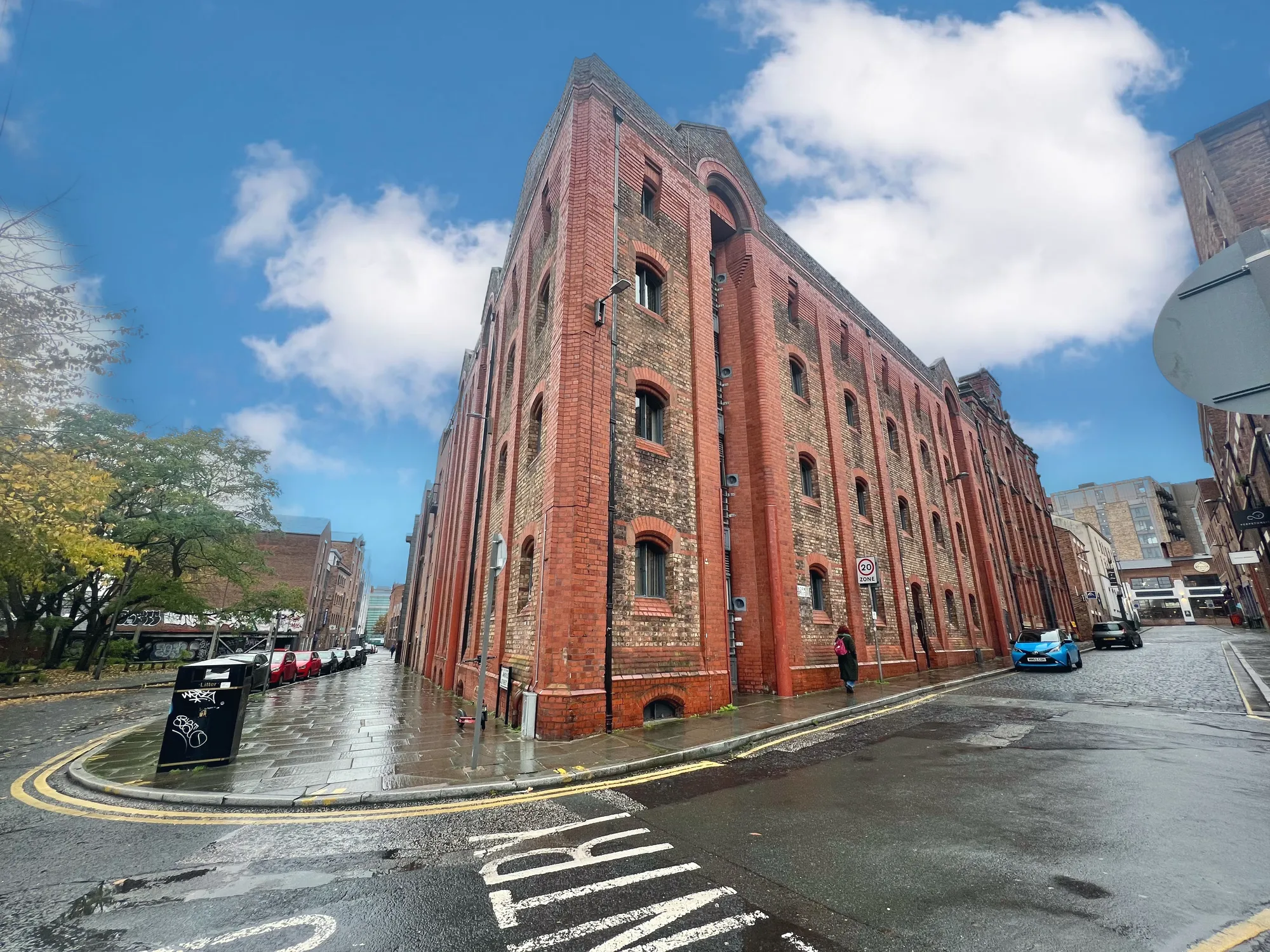 2 bed apartment for sale in York Street, Liverpool - Property Image 1
