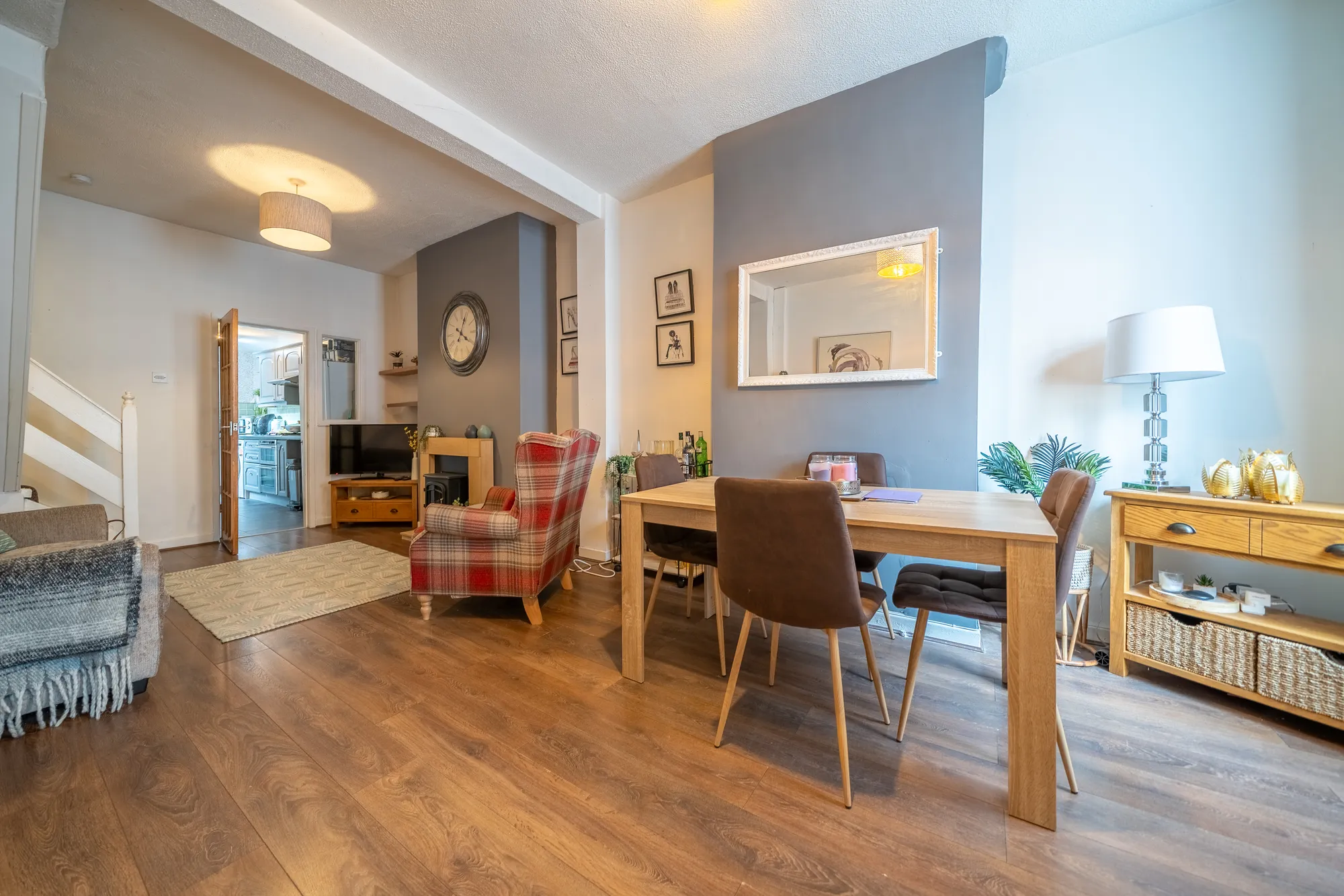 Charming 2-bed mid-terraced gem in Crosby with open plan lounge, galley kitchen, and ground floor bath. Ideal for first-time buyers or investors. No chain. Tranquil cul-de-sac off College Road
