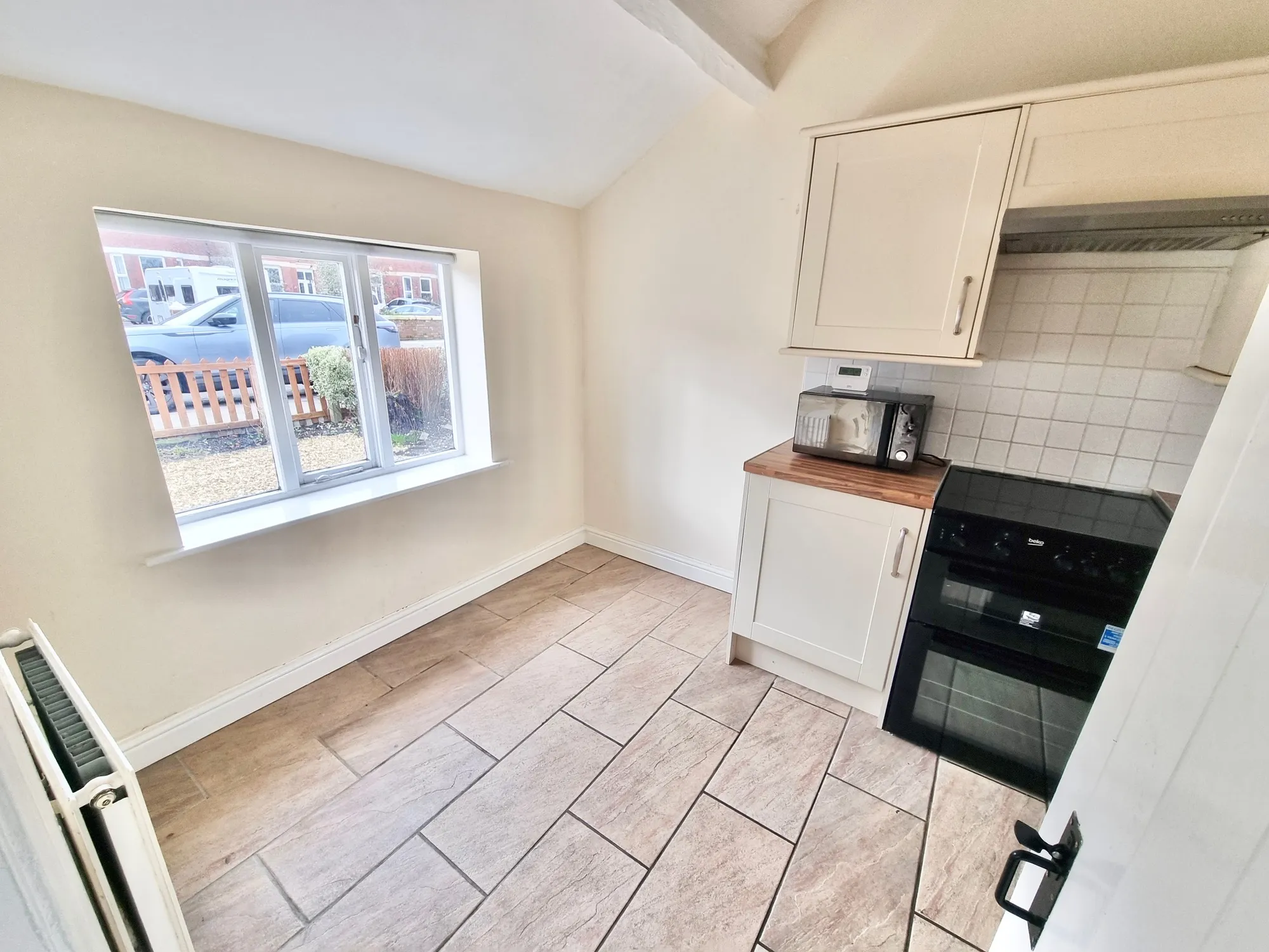 1 bed semi-detached bungalow to rent in Mill Lane, Southport  - Property Image 3