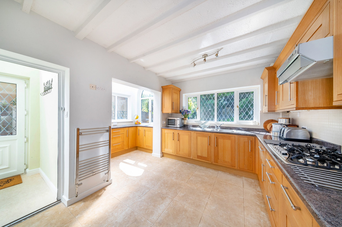 5 bed detached house for sale in Green Lane, Stockport 7