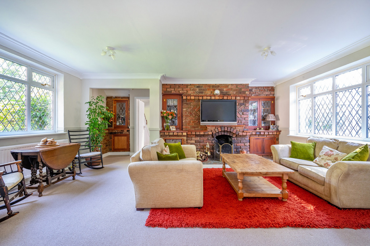 5 bed detached house for sale in Green Lane, Stockport  - Property Image 4