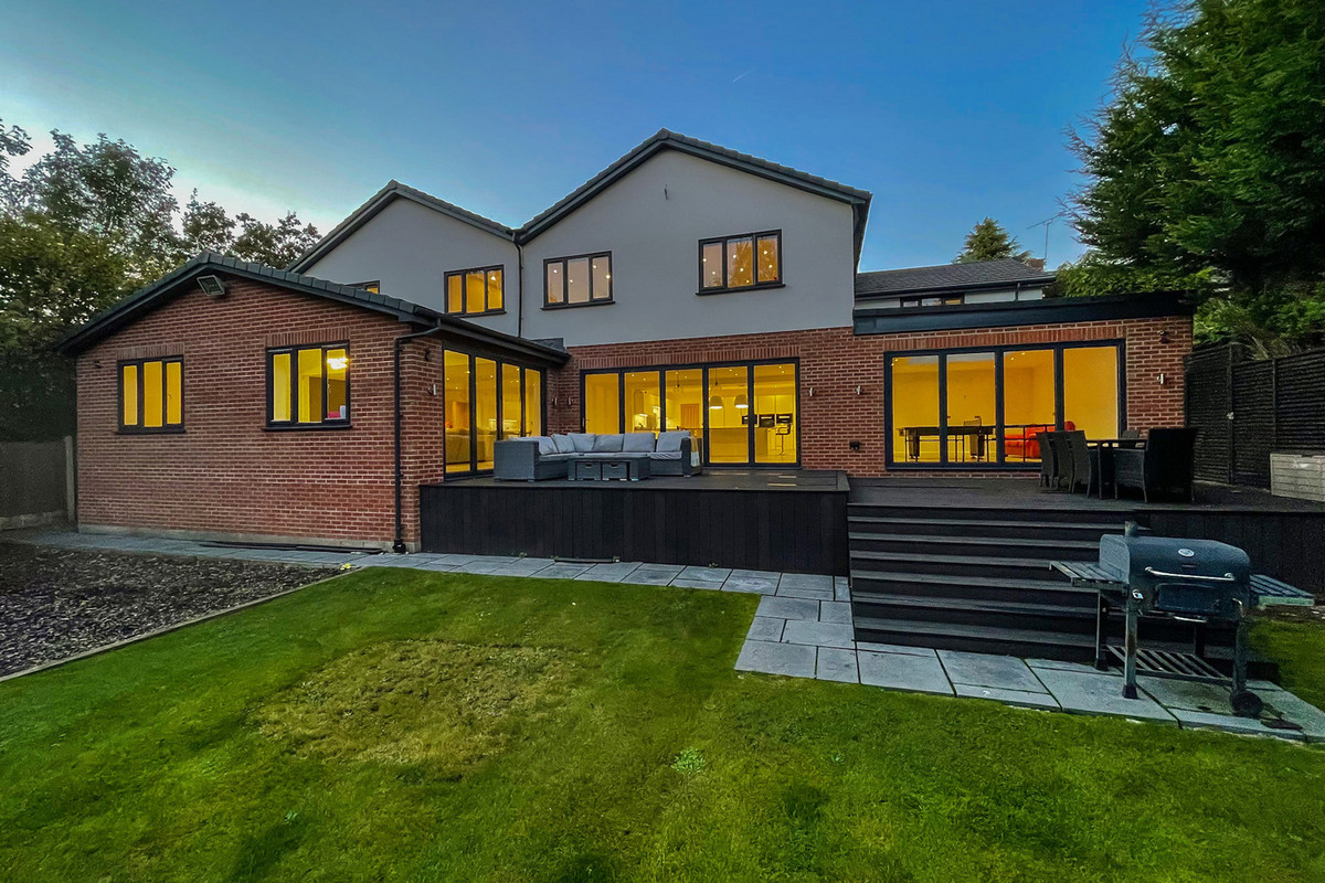 6 bed detached house for sale in Broadway, Bramhall - Property Image 1