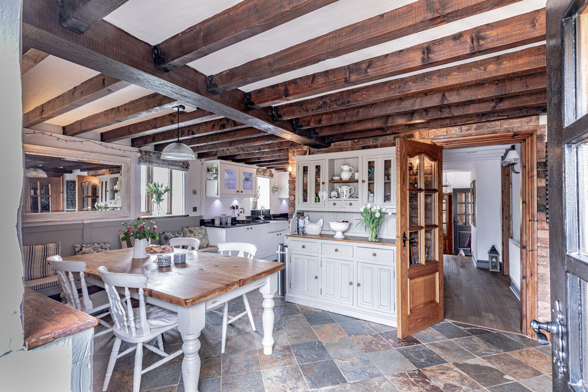 5 bed barn conversion for sale in Old Hall Lane, Stockport  - Property Image 13
