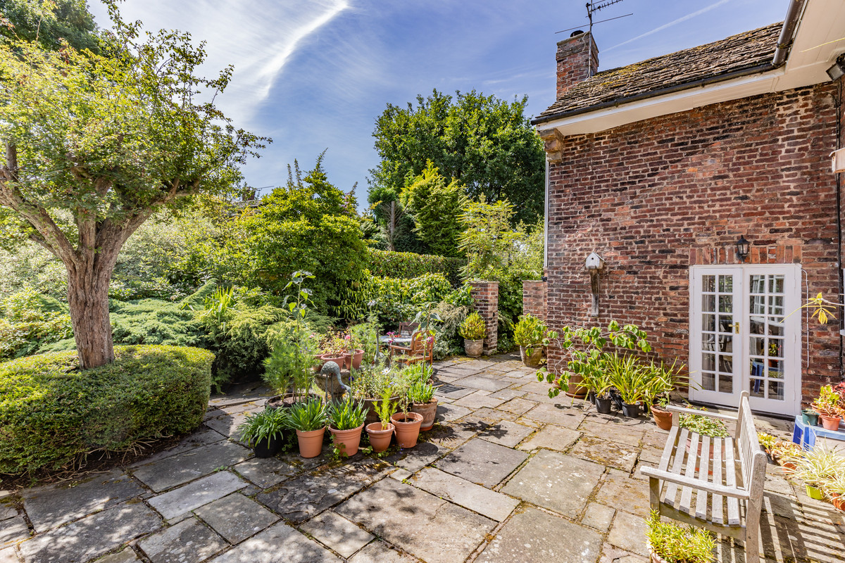 5 bed detached house for sale in Moss Lane, Stockport 12