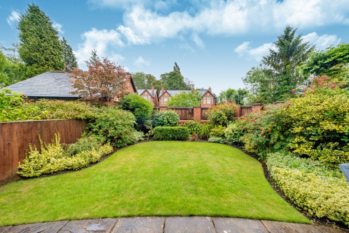 4 bed semi-detached house for sale in Albert Road, Cheadle 5