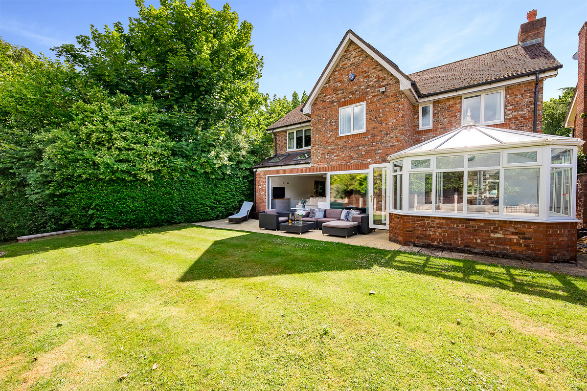 5 bed detached house for sale in Milverton Drive, Stockport, SK7
