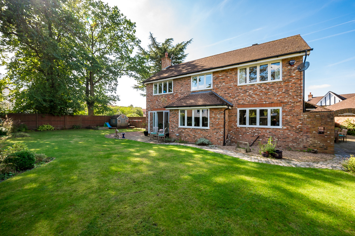 5 bed detached house for sale in Milverton Drive, Stockport, SK7