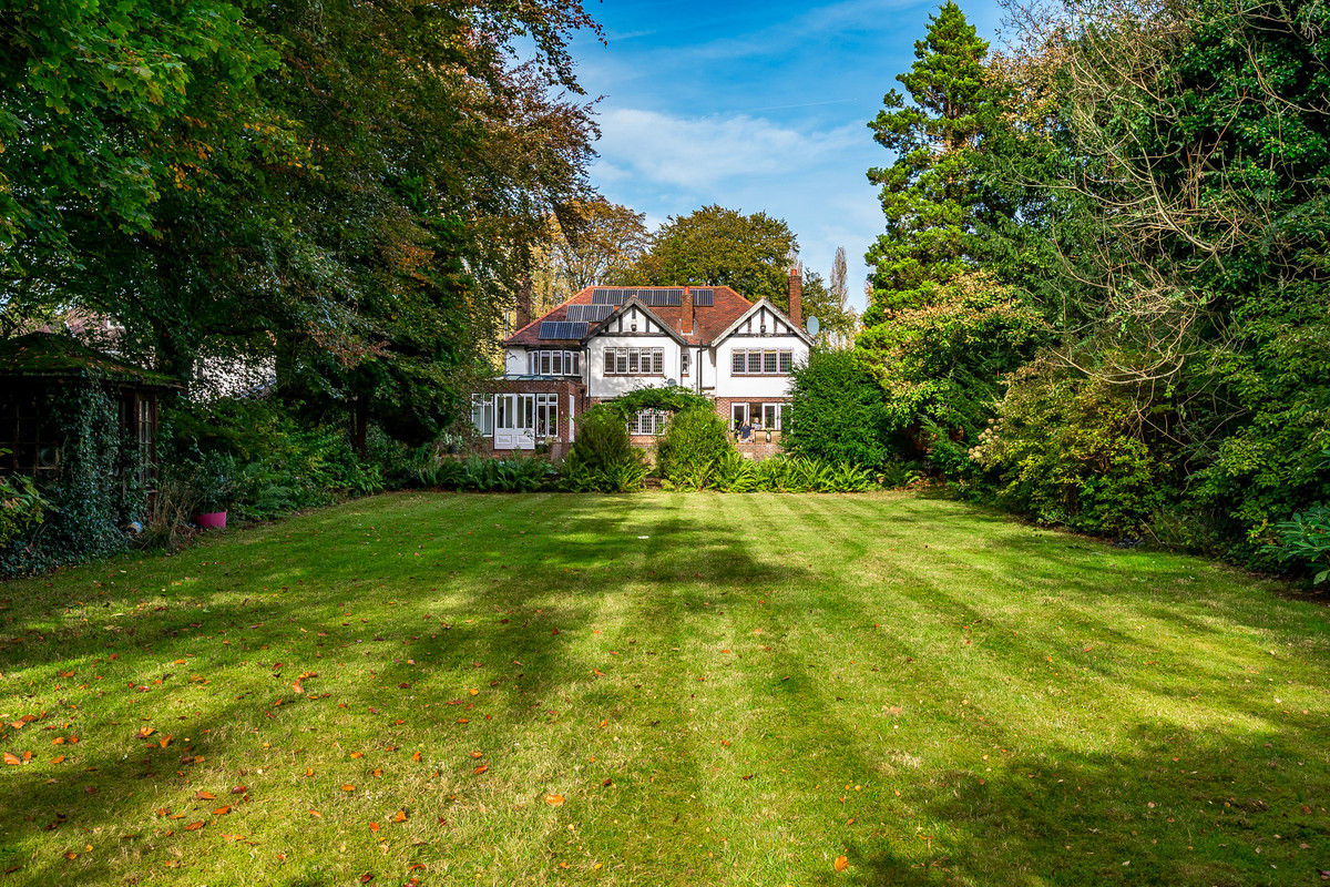 5 bed detached house for sale in Bramhall Park Road, Stockport, SK7