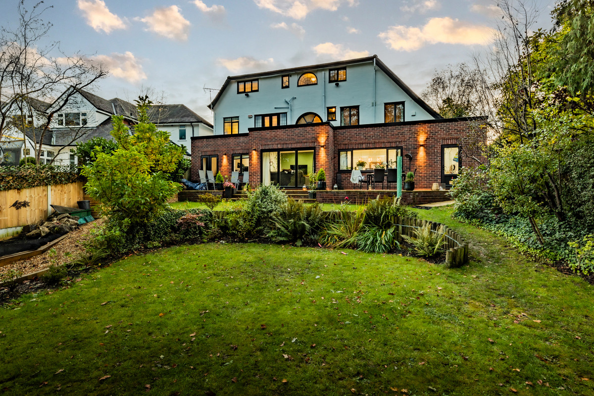 5 bed detached house for sale in Valley Road, Cheadle 4