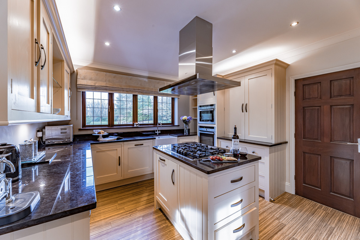 5 bed detached house for sale in Broomhill Drive, Stockport  - Property Image 9