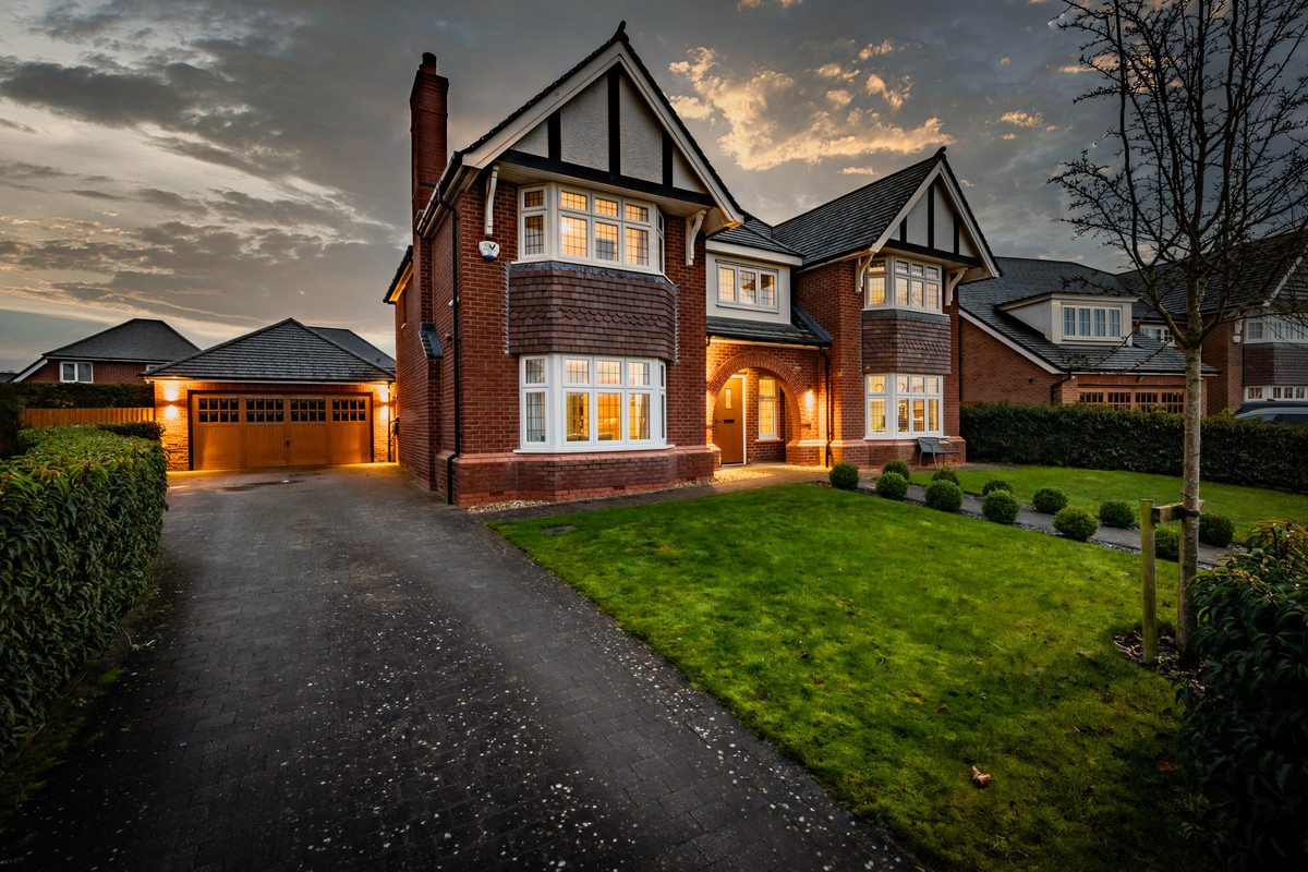 5 bed detached house for sale in Lancastrian Way, Stockport  - Property Image 33