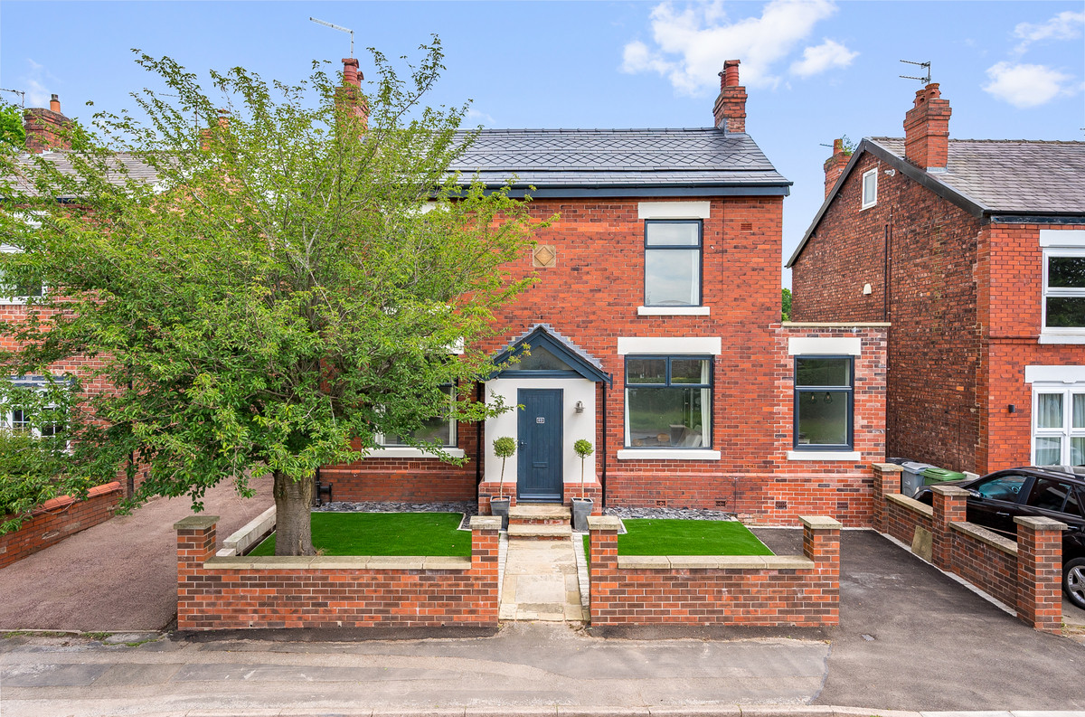 4 bed detached house for sale in Coppice Road, Stockport  - Property Image 13