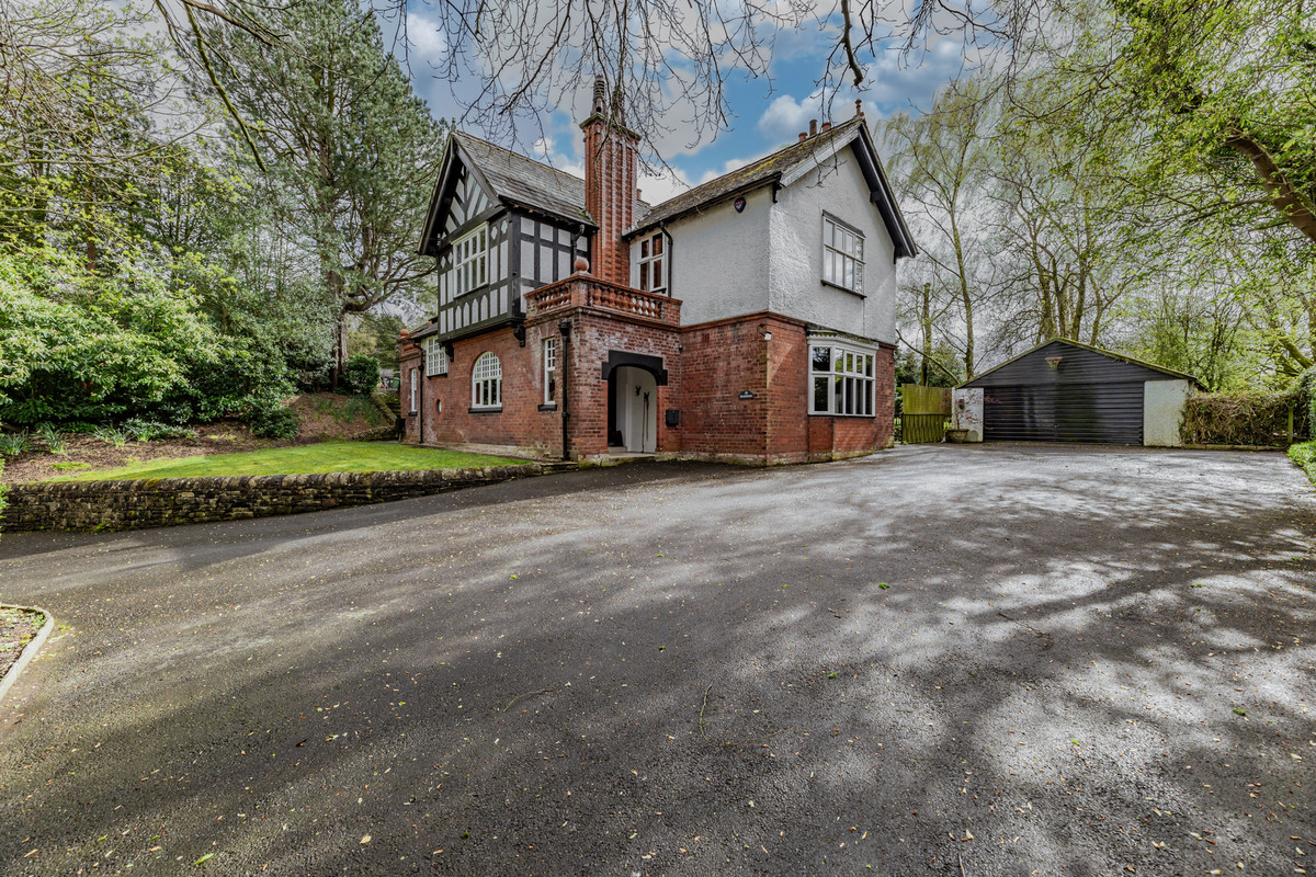 5 bed detached house for sale in Buxton Old Road, Stockport  - Property Image 25