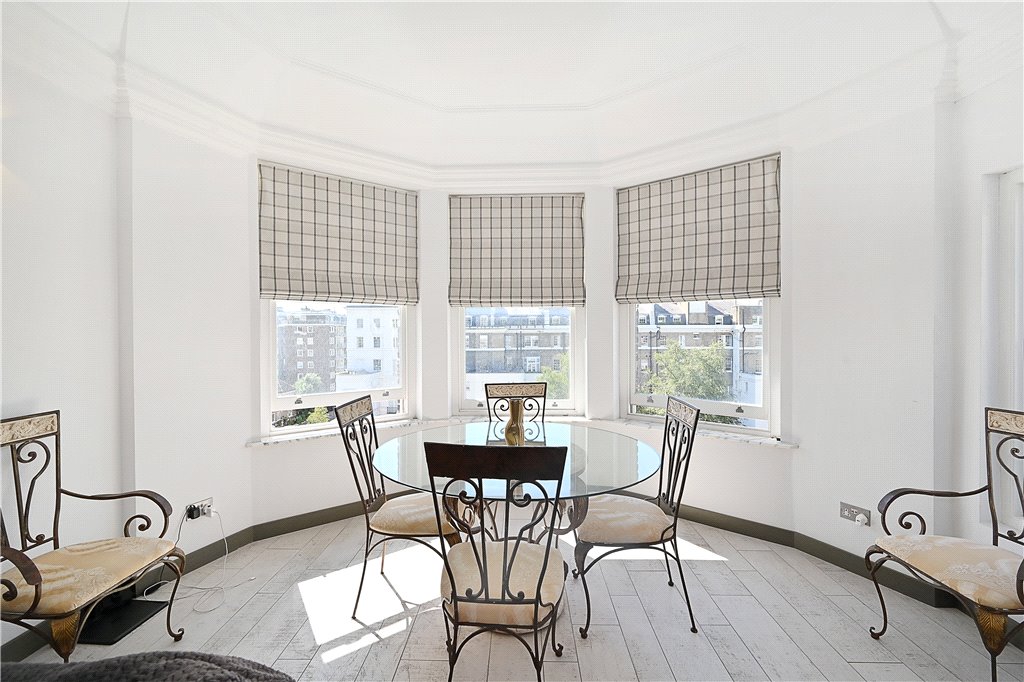 2 bed apartment for sale in Hyde Park Square, London  - Property Image 3