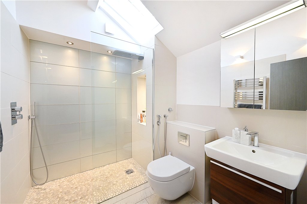 2 bed apartment for sale in Hyde Park Square, London 6