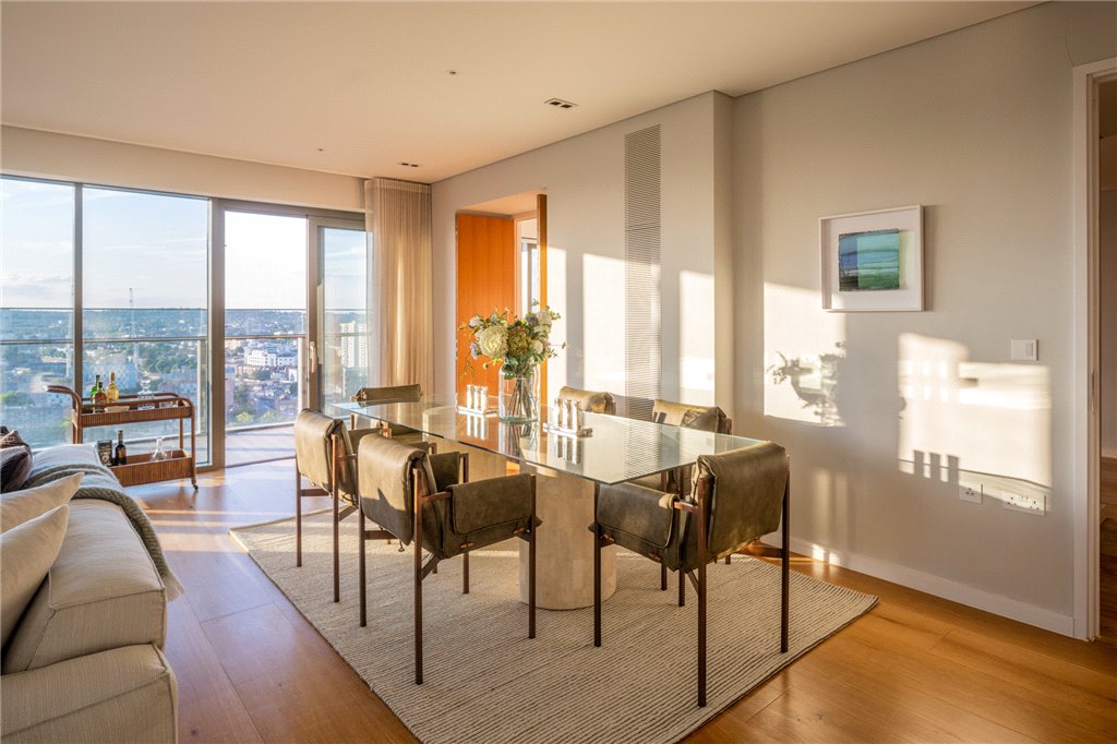 3 bed apartment for sale in Brock Street, London 1